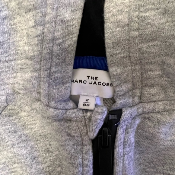 The Marc Jacobs Toddler 2 Piece Sweat Suit Size 2 T - Picture 9 of 11